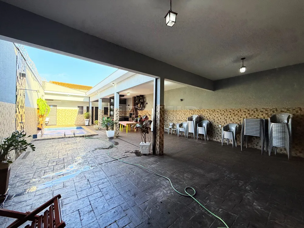 Comprar Casa / Padr&atilde;o em Ribeir&atilde;o Preto R$ 425.000,00 - Foto 2