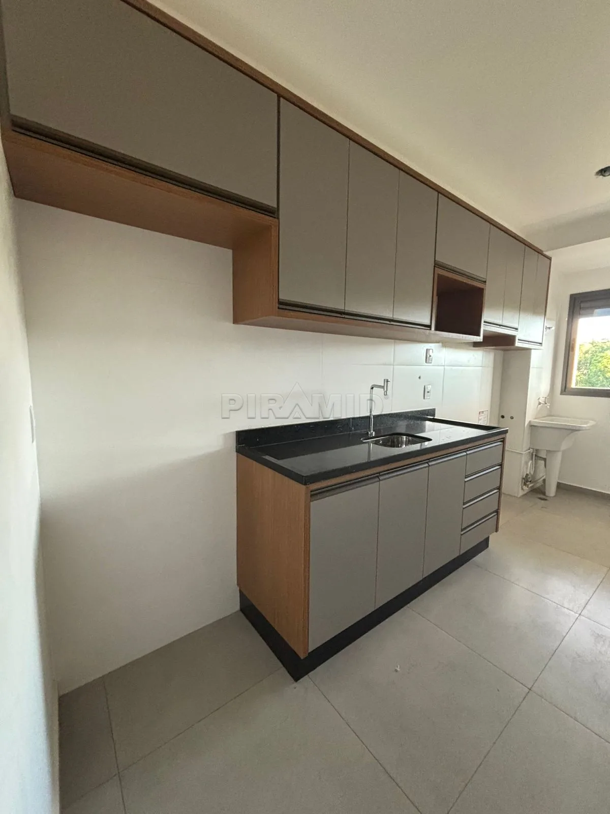 Alugar Apartamento / Padr&atilde;o em Ribeir&atilde;o Preto R$ 6.000,00 - Foto 4