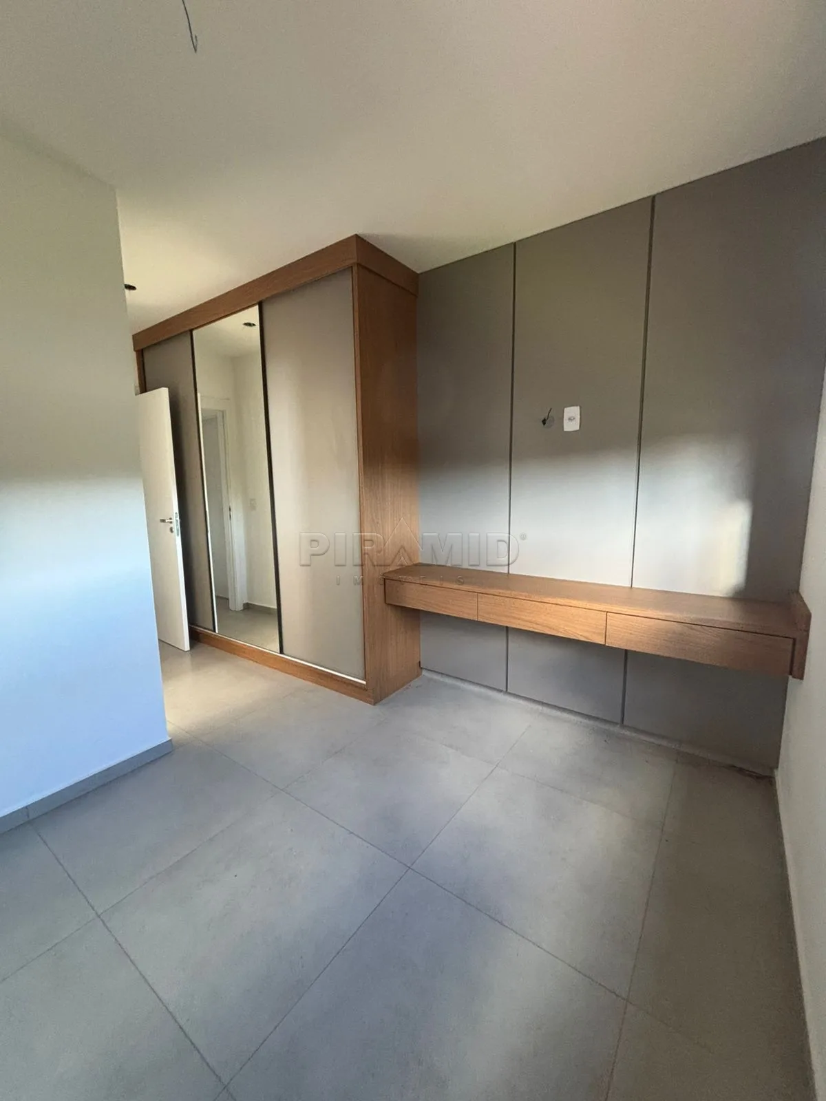 Alugar Apartamento / Padr&atilde;o em Ribeir&atilde;o Preto R$ 6.000,00 - Foto 9