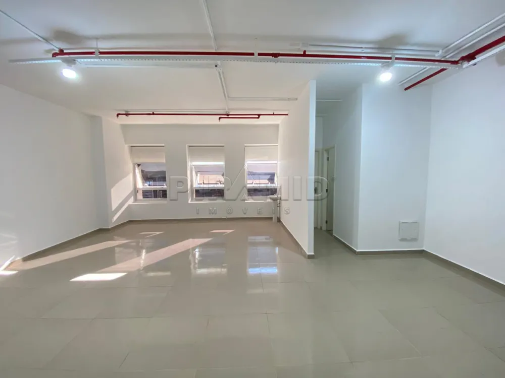 Alugar Comercial / Sala em Ribeir&atilde;o Preto R$ 4.700,00 - Foto 2