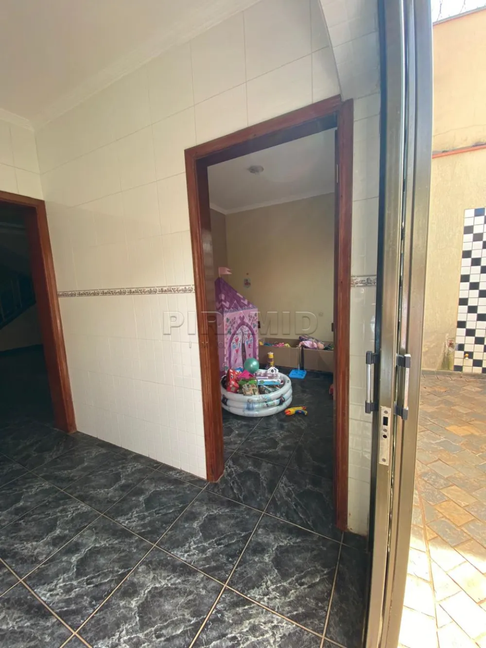 Comprar Casa / Padr&atilde;o em Ribeir&atilde;o Preto R$ 600.000,00 - Foto 15