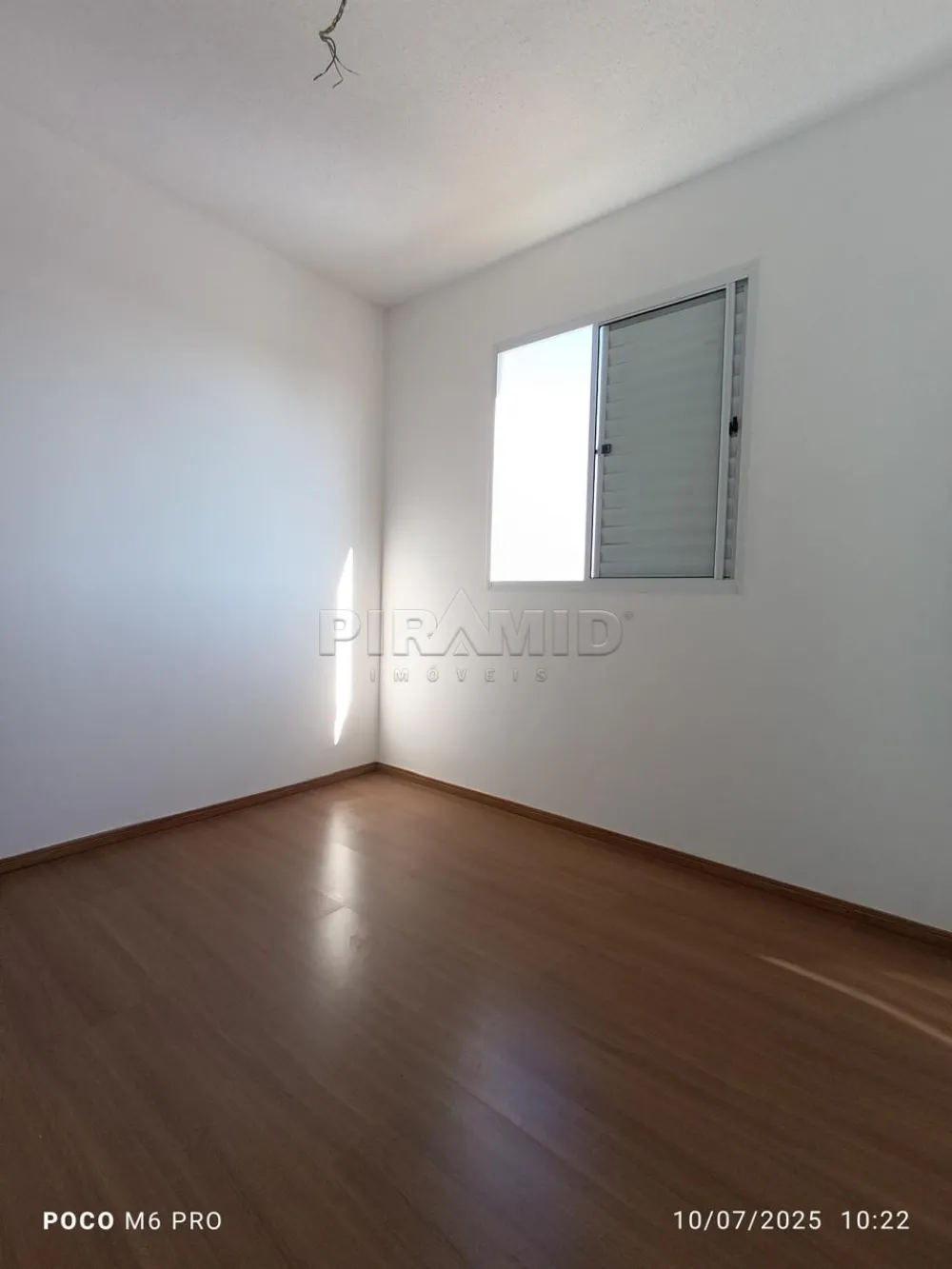 Alugar Apartamento / Padr&atilde;o em Ribeir&atilde;o Preto R$ 800,00 - Foto 3