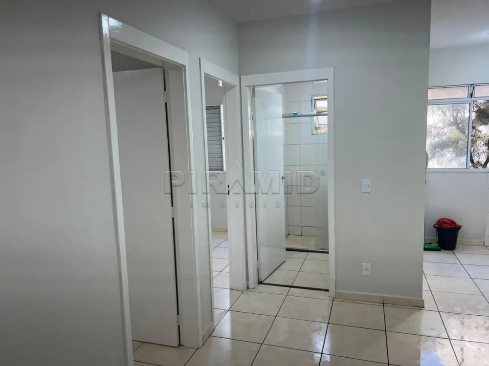 Alugar Apartamento / Padr&atilde;o em Ribeir&atilde;o Preto R$ 1.080,00 - Foto 4