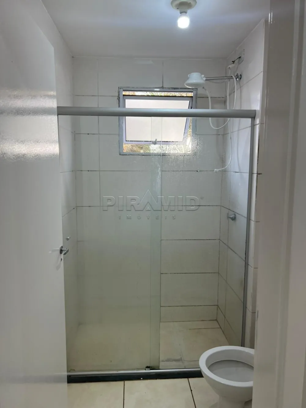 Alugar Apartamento / Padr&atilde;o em Ribeir&atilde;o Preto R$ 1.080,00 - Foto 15