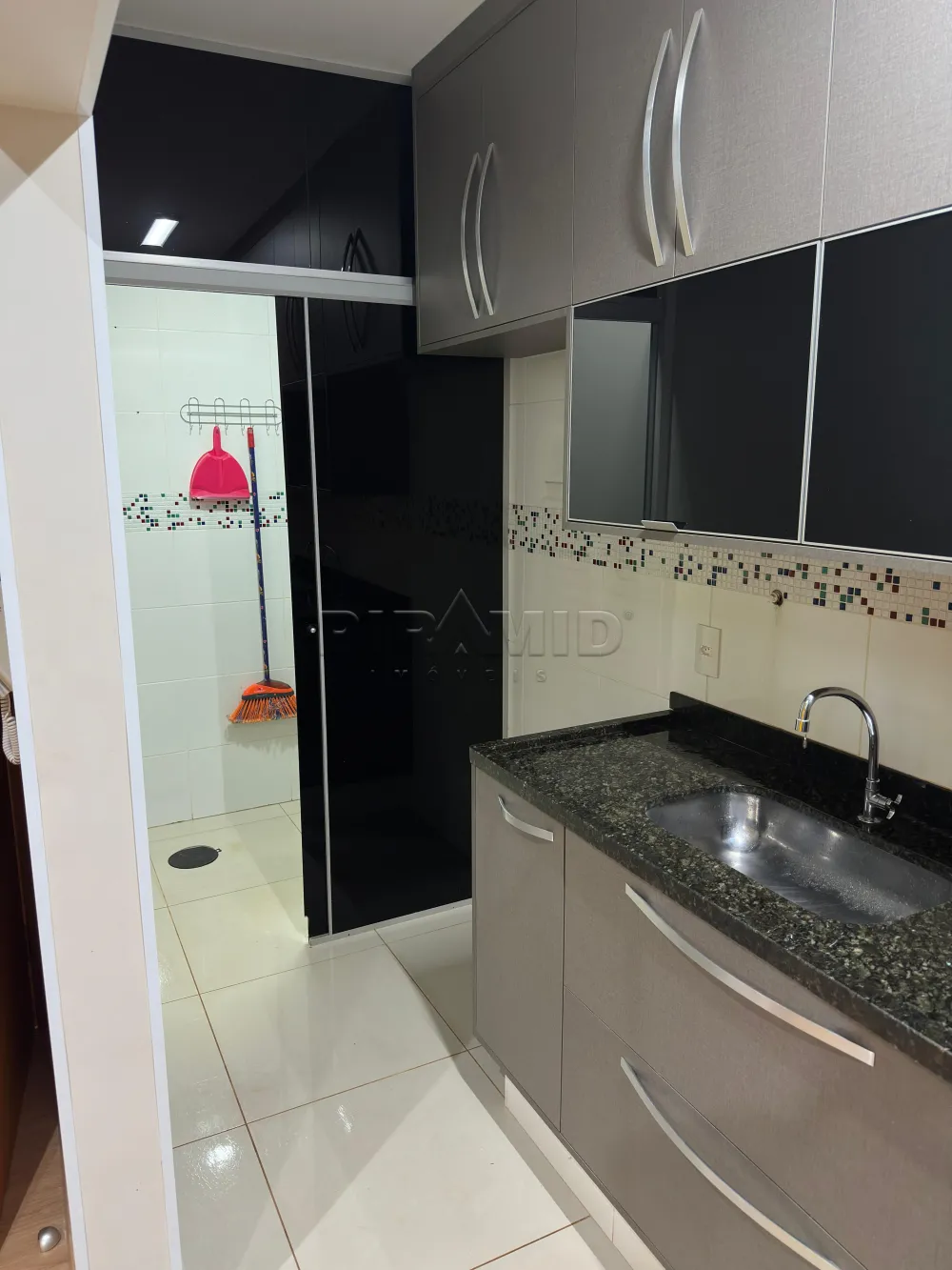 Alugar Apartamento / Padr&atilde;o em Ribeir&atilde;o Preto R$ 2.000,00 - Foto 15