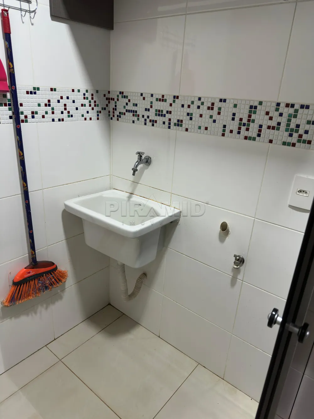 Alugar Apartamento / Padr&atilde;o em Ribeir&atilde;o Preto R$ 2.000,00 - Foto 19