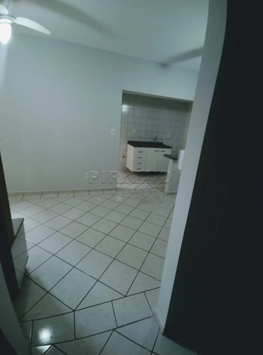 Alugar Apartamento / Padr&atilde;o em Ribeir&atilde;o Preto R$ 1.350,00 - Foto 9