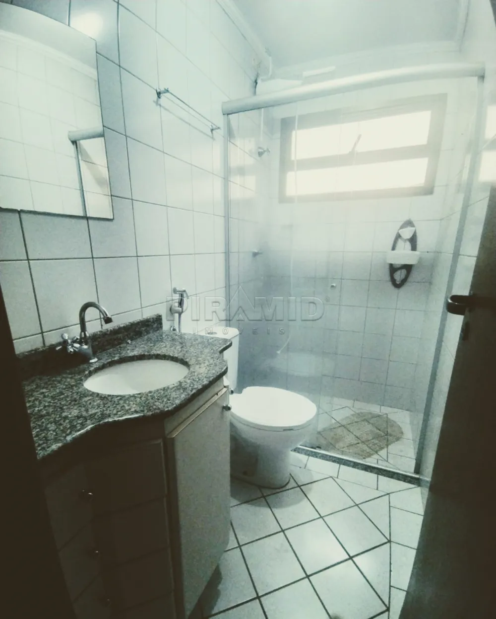 Alugar Apartamento / Padr&atilde;o em Ribeir&atilde;o Preto R$ 1.350,00 - Foto 12
