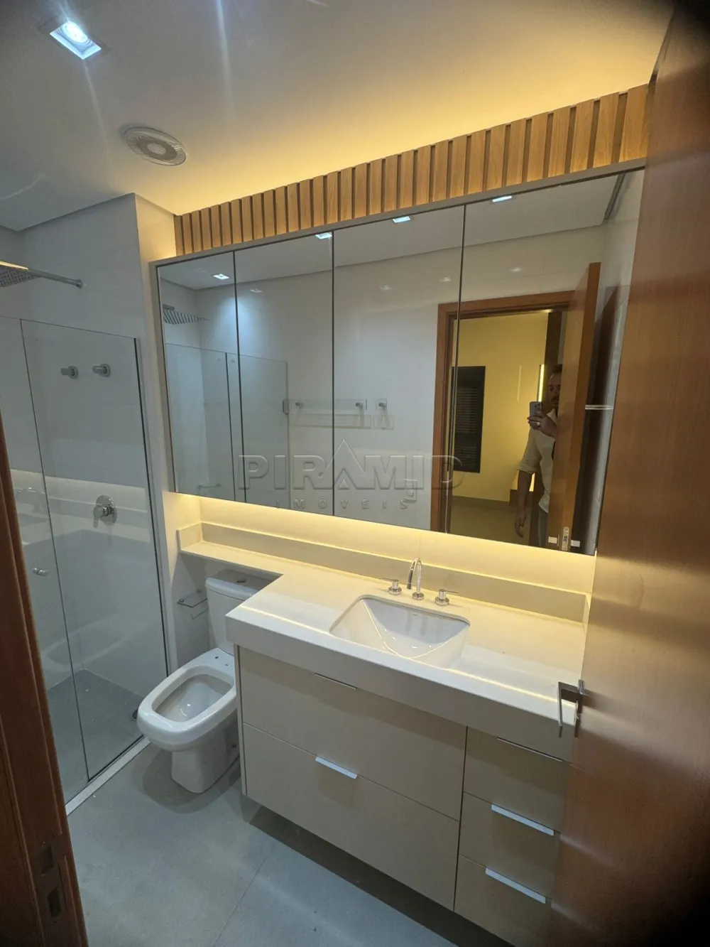 Alugar Apartamento / Padr&atilde;o em Ribeir&atilde;o Preto R$ 4.900,00 - Foto 13