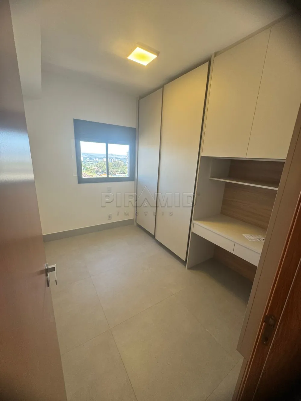 Alugar Apartamento / Padr&atilde;o em Ribeir&atilde;o Preto R$ 4.900,00 - Foto 21