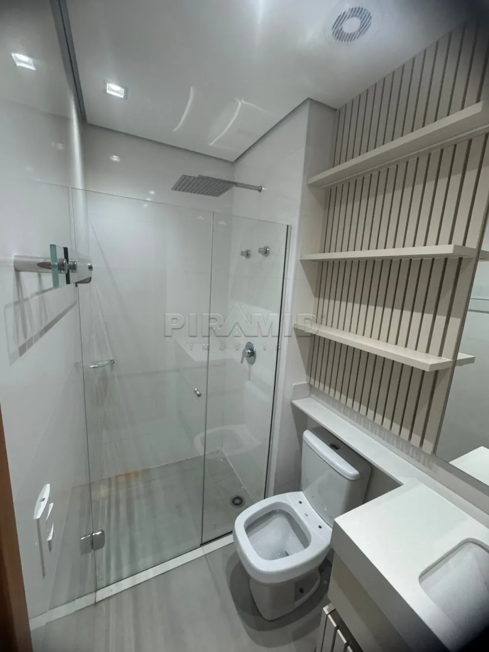 Alugar Apartamento / Padr&atilde;o em Ribeir&atilde;o Preto R$ 4.900,00 - Foto 18