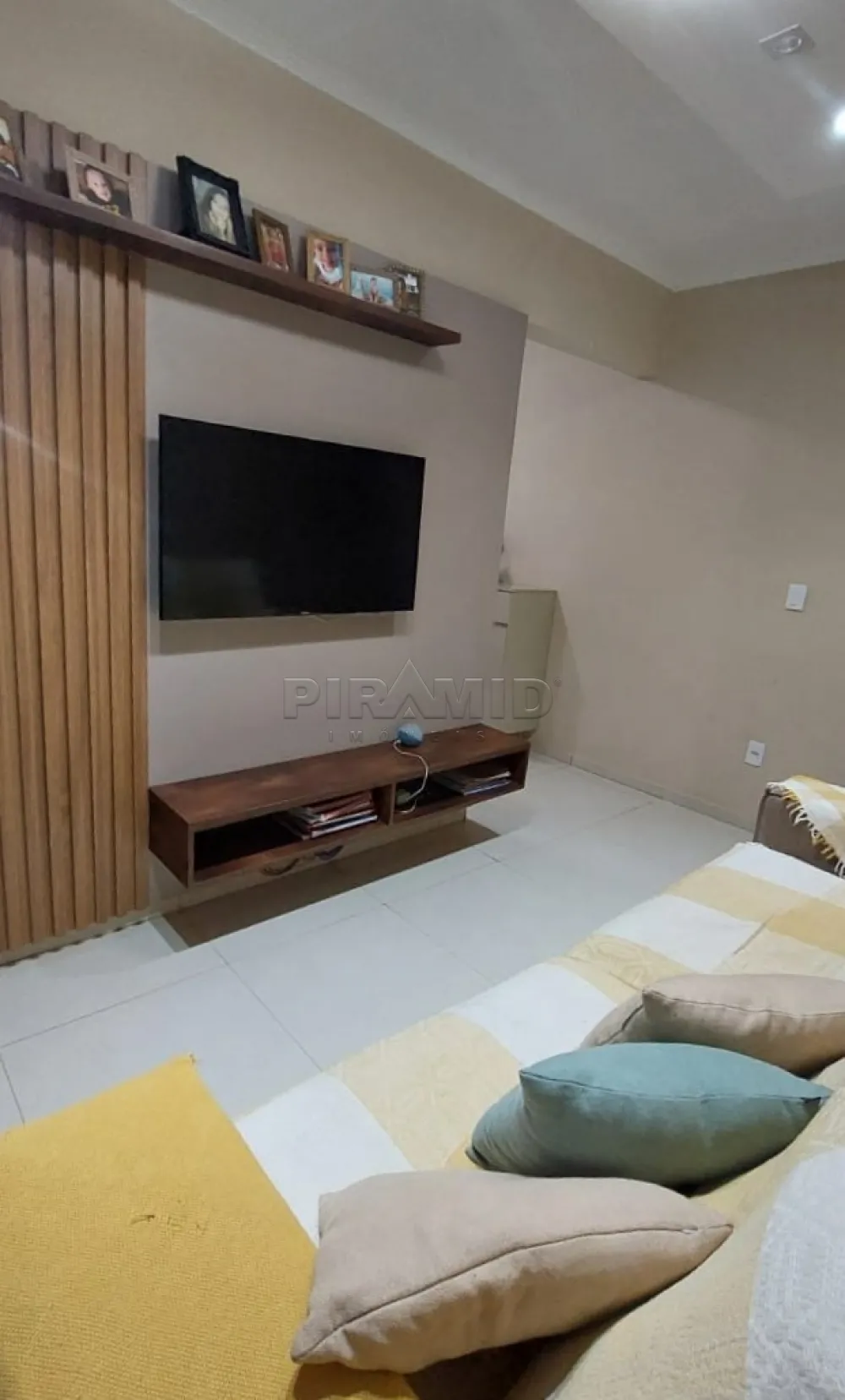 Comprar Casa / Padr&atilde;o em Ribeir&atilde;o Preto R$ 450.000,00 - Foto 5
