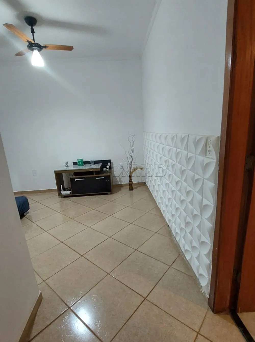 Comprar Casa / Padr&atilde;o em Ribeir&atilde;o Preto R$ 450.000,00 - Foto 23