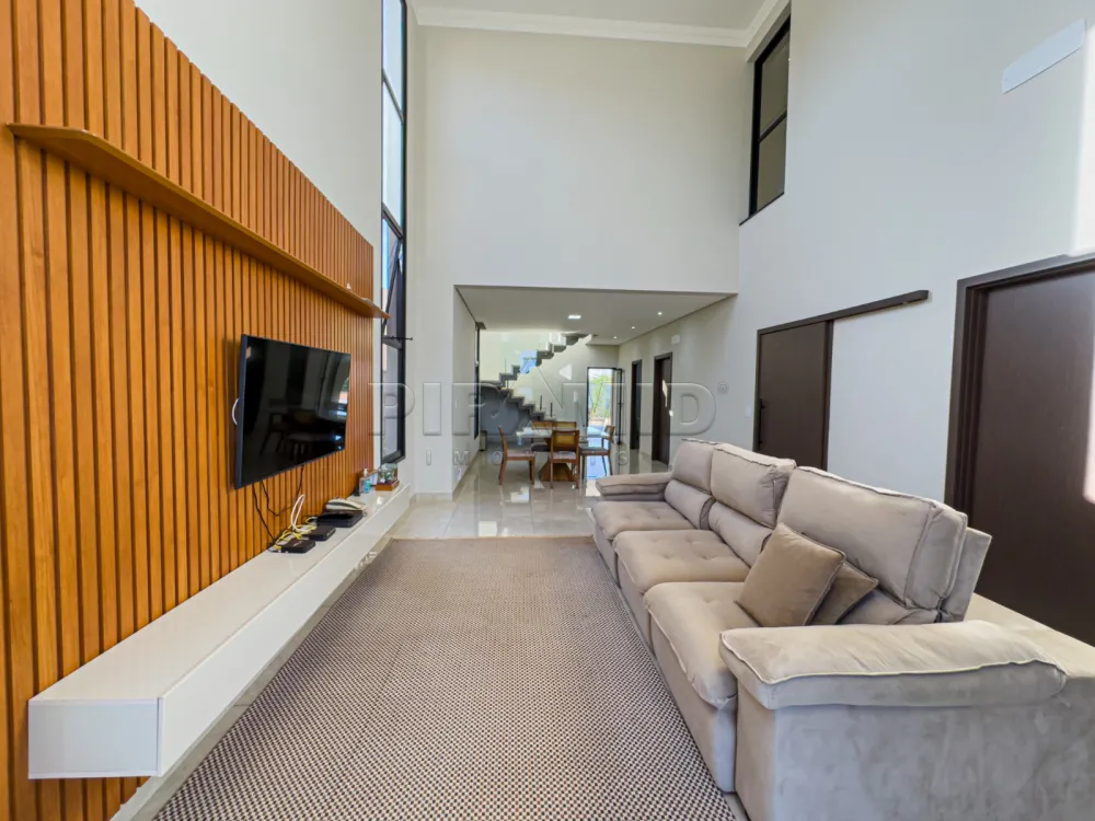 Alugar Casa / Condom&iacute;nio em Ribeir&atilde;o Preto R$ 19.900,00 - Foto 1