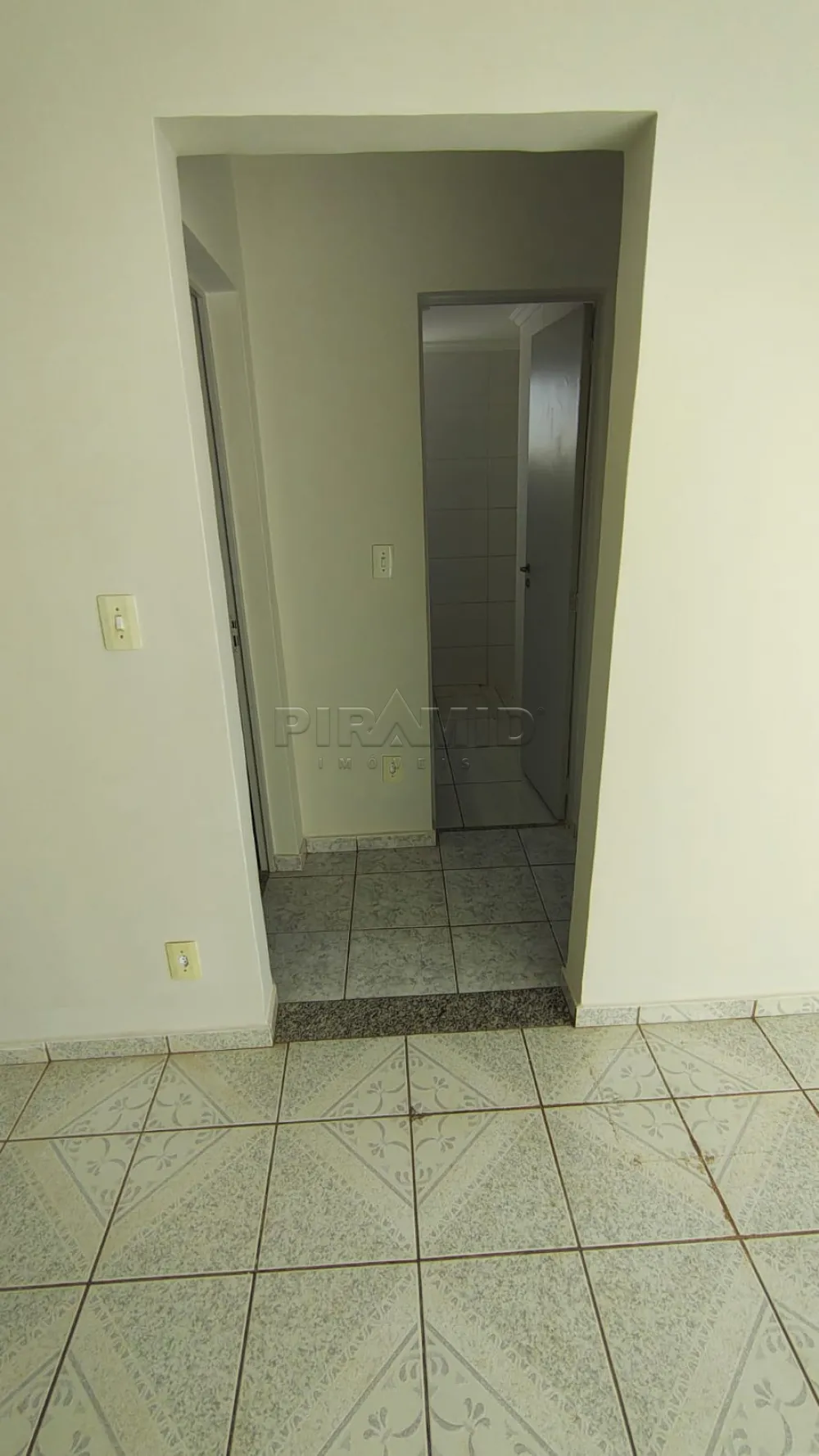 Comprar Apartamento / Padr&atilde;o em Ribeir&atilde;o Preto R$ 225.000,00 - Foto 5