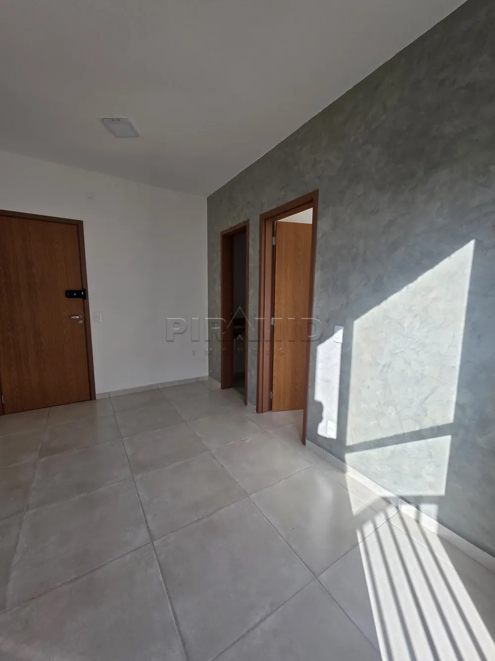 Comprar Apartamento / Padr&atilde;o em Bonfim Paulista R$ 210.000,00 - Foto 3