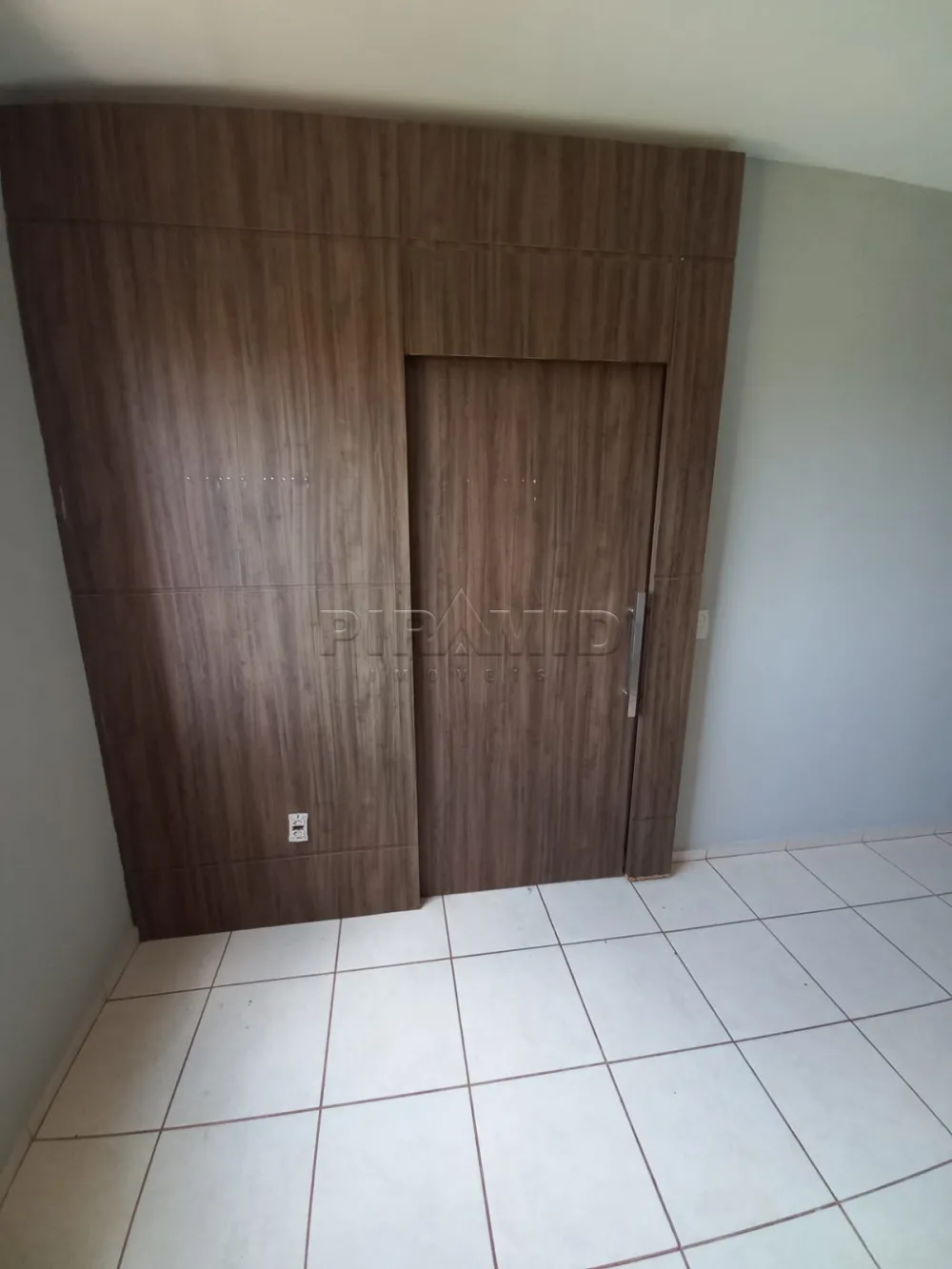 Alugar Apartamento / Padr&atilde;o em Ribeir&atilde;o Preto R$ 1.600,00 - Foto 1