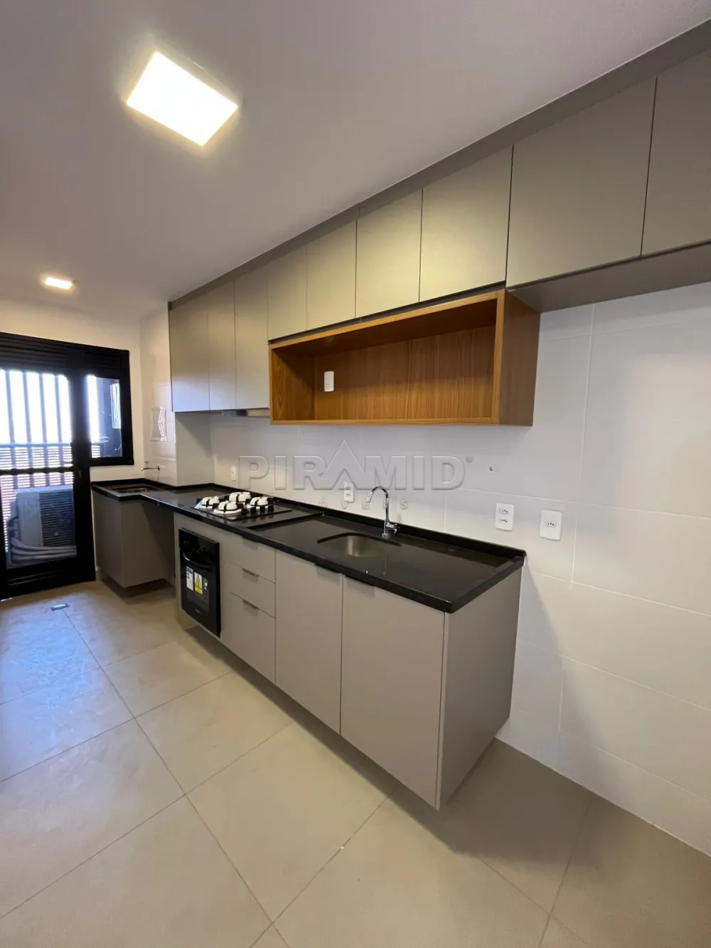 Alugar Apartamento / Padr&atilde;o em Ribeir&atilde;o Preto R$ 4.500,00 - Foto 15