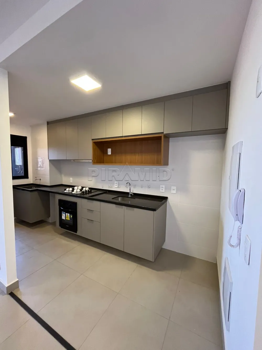 Alugar Apartamento / Padr&atilde;o em Ribeir&atilde;o Preto R$ 4.500,00 - Foto 16
