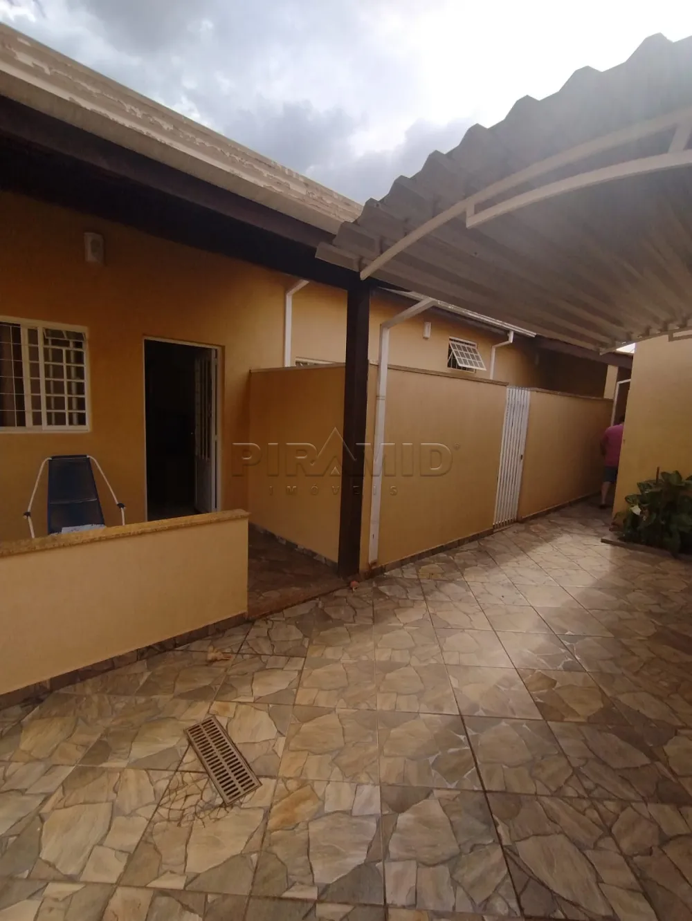 Comprar Casa / Padr&atilde;o em Ribeir&atilde;o Preto R$ 460.000,00 - Foto 4