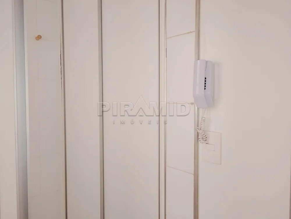 Alugar Apartamento / Padr&atilde;o em Ribeir&atilde;o Preto R$ 1.950,00 - Foto 8