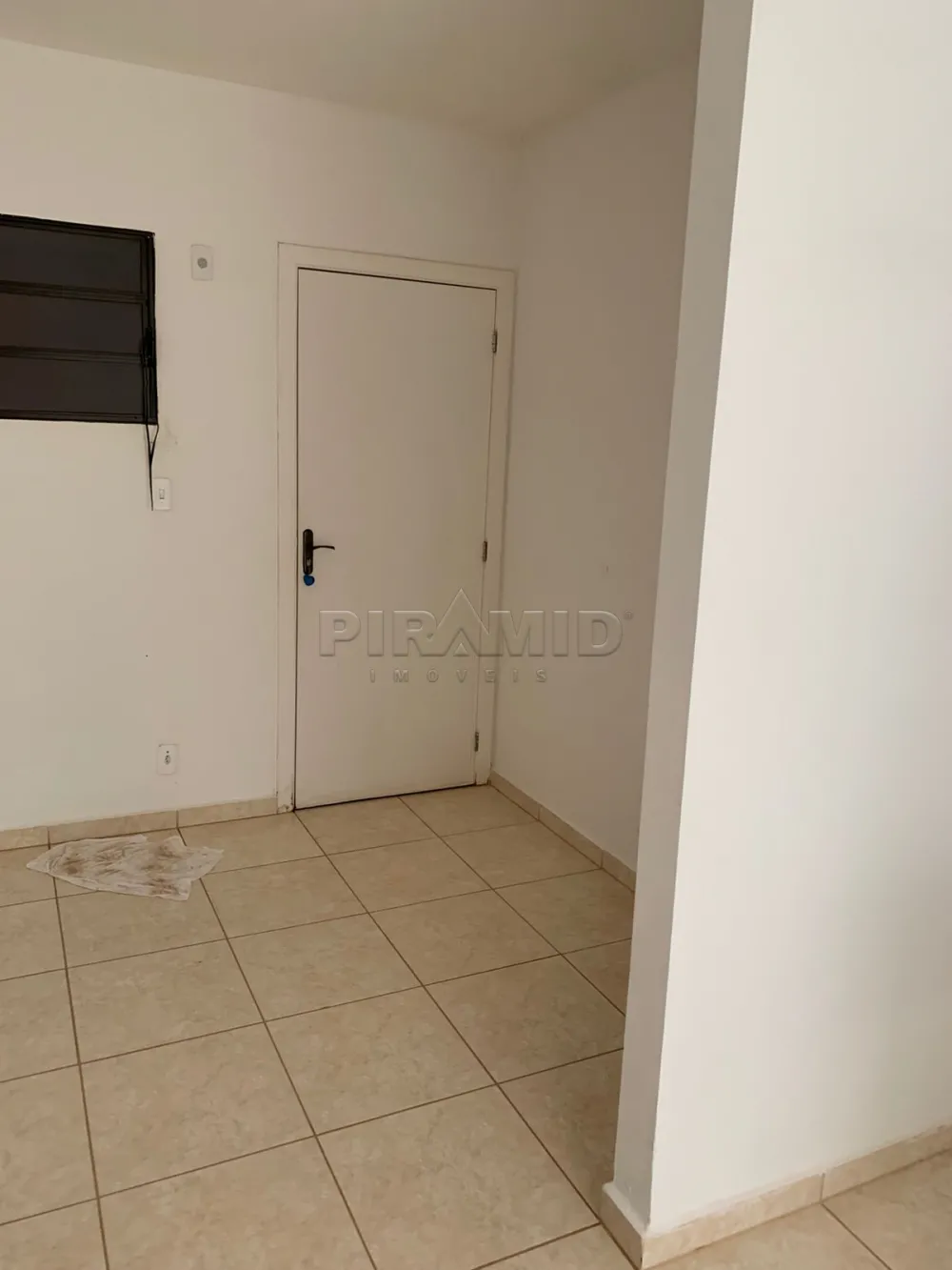 Alugar Apartamento / Padr&atilde;o em Ribeir&atilde;o Preto R$ 800,00 - Foto 1