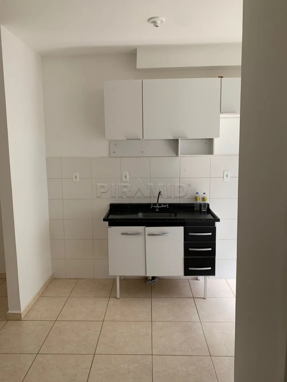 Alugar Apartamento / Padr&atilde;o em Ribeir&atilde;o Preto R$ 800,00 - Foto 7
