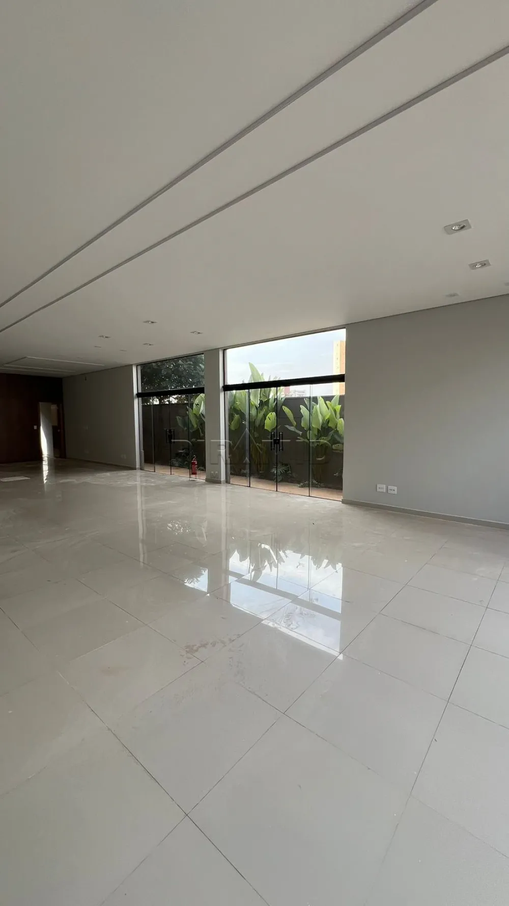 Alugar Comercial / Sal&atilde;o em Ribeir&atilde;o Preto R$ 12.000,00 - Foto 2