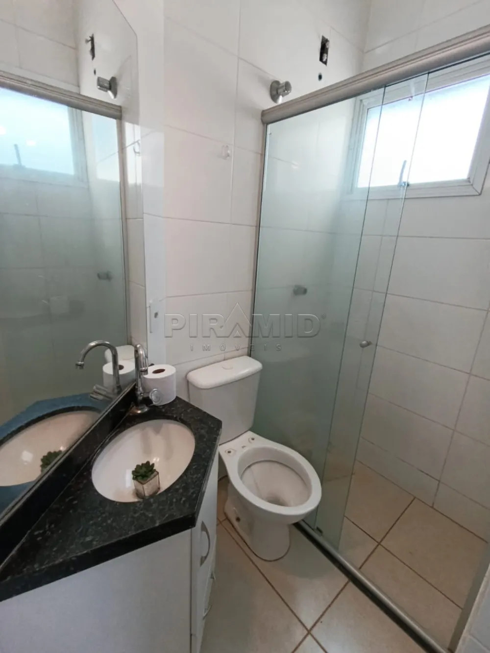 Alugar Apartamento / Padr&atilde;o em Ribeir&atilde;o Preto R$ 1.600,00 - Foto 5