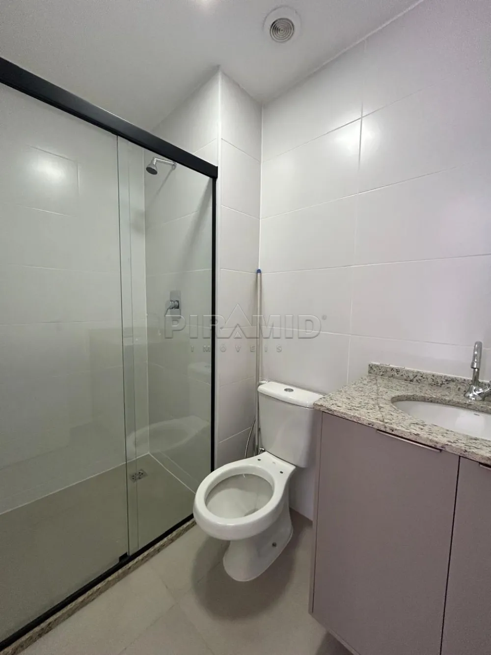 Alugar Apartamento / Padr&atilde;o em Ribeir&atilde;o Preto R$ 3.800,00 - Foto 16