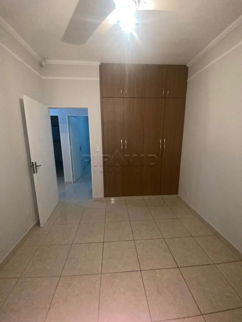 Comprar Casa / Padr&atilde;o em Ribeir&atilde;o Preto R$ 399.999,00 - Foto 16