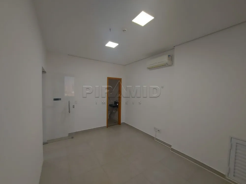 Alugar Comercial / Sala em Ribeir&atilde;o Preto R$ 1.850,00 - Foto 13