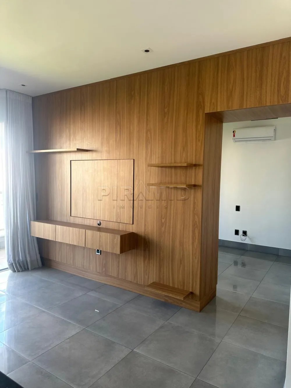 Alugar Apartamento / Padr&atilde;o em Ribeir&atilde;o Preto R$ 4.500,00 - Foto 2