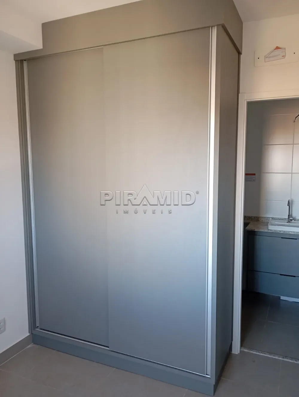 Alugar Apartamento / Padr&atilde;o em Ribeir&atilde;o Preto R$ 2.200,00 - Foto 6