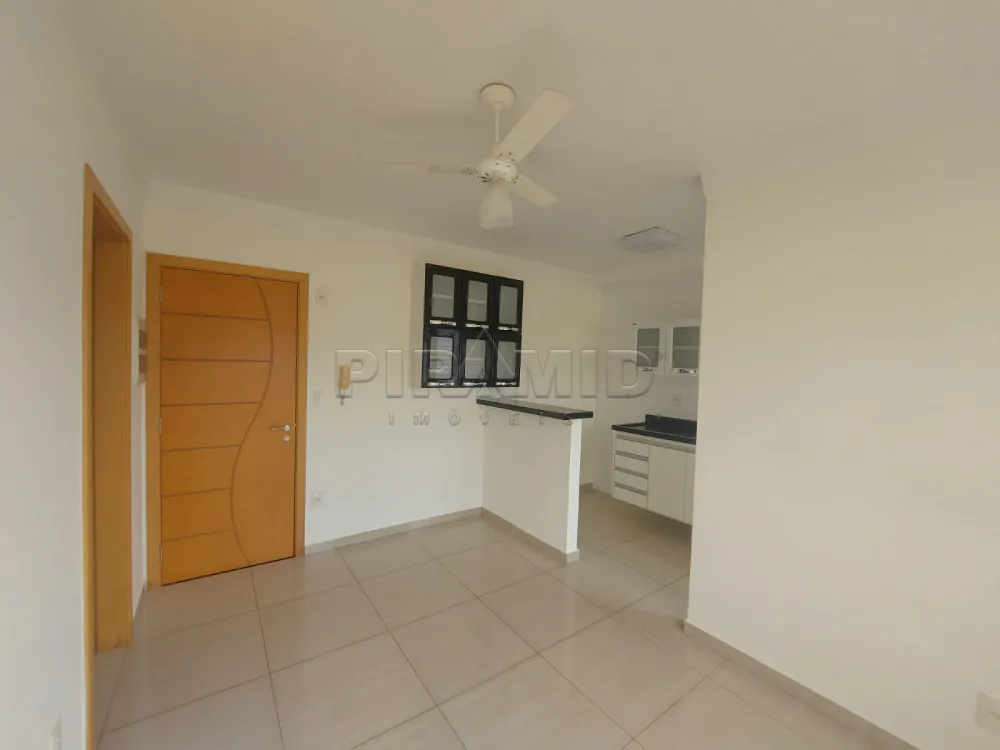 Alugar Apartamento / Padr&atilde;o em Ribeir&atilde;o Preto R$ 1.400,00 - Foto 4