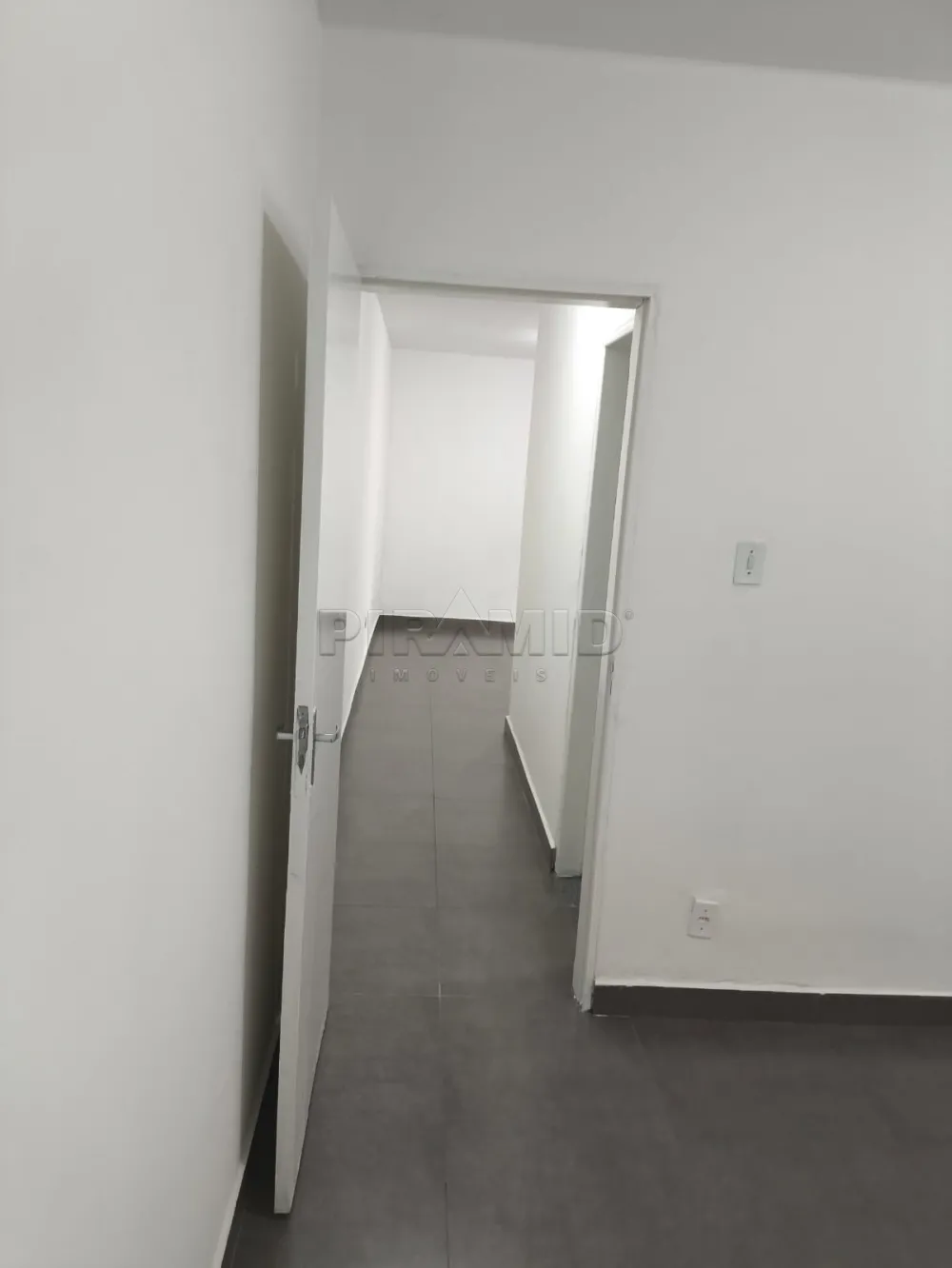 Alugar Comercial / Sal&atilde;o em Ribeir&atilde;o Preto R$ 5.500,00 - Foto 14