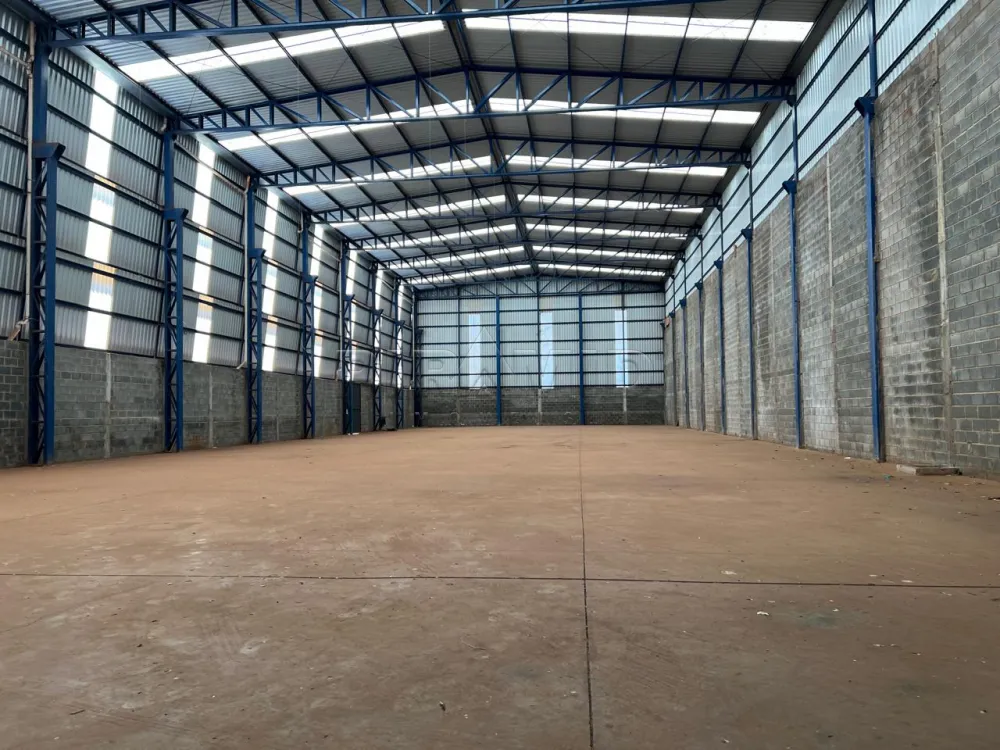 Alugar Comercial / Sal&atilde;o em Cravinhos R$ 27.000,00 - Foto 7