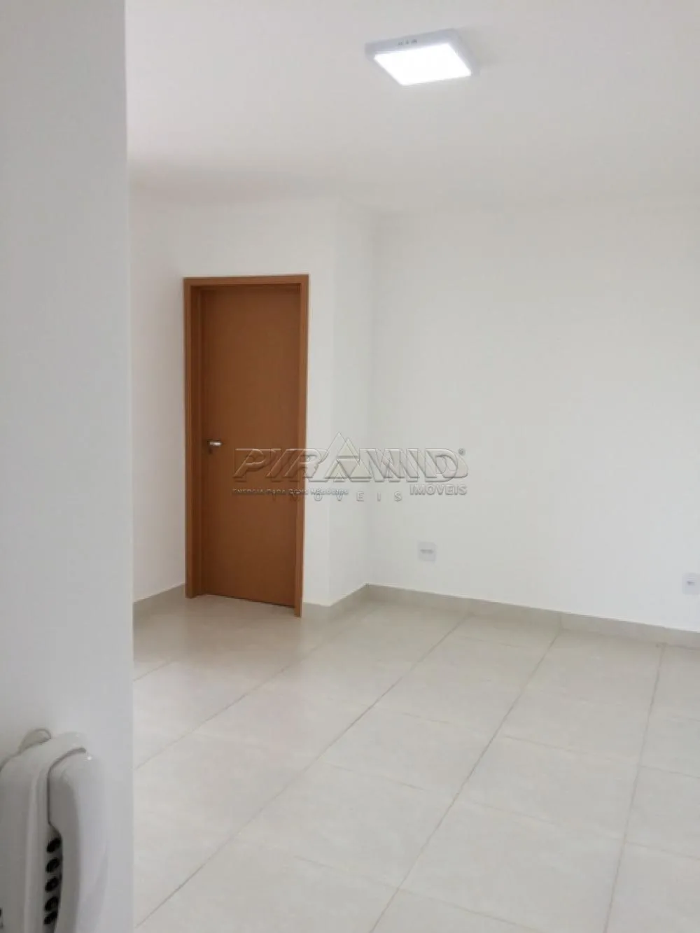 Alugar Apartamento / Padr&atilde;o em Ribeir&atilde;o Preto R$ 2.200,00 - Foto 3