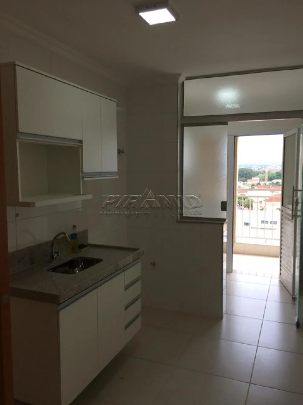 Alugar Apartamento / Padr&atilde;o em Ribeir&atilde;o Preto R$ 2.200,00 - Foto 5