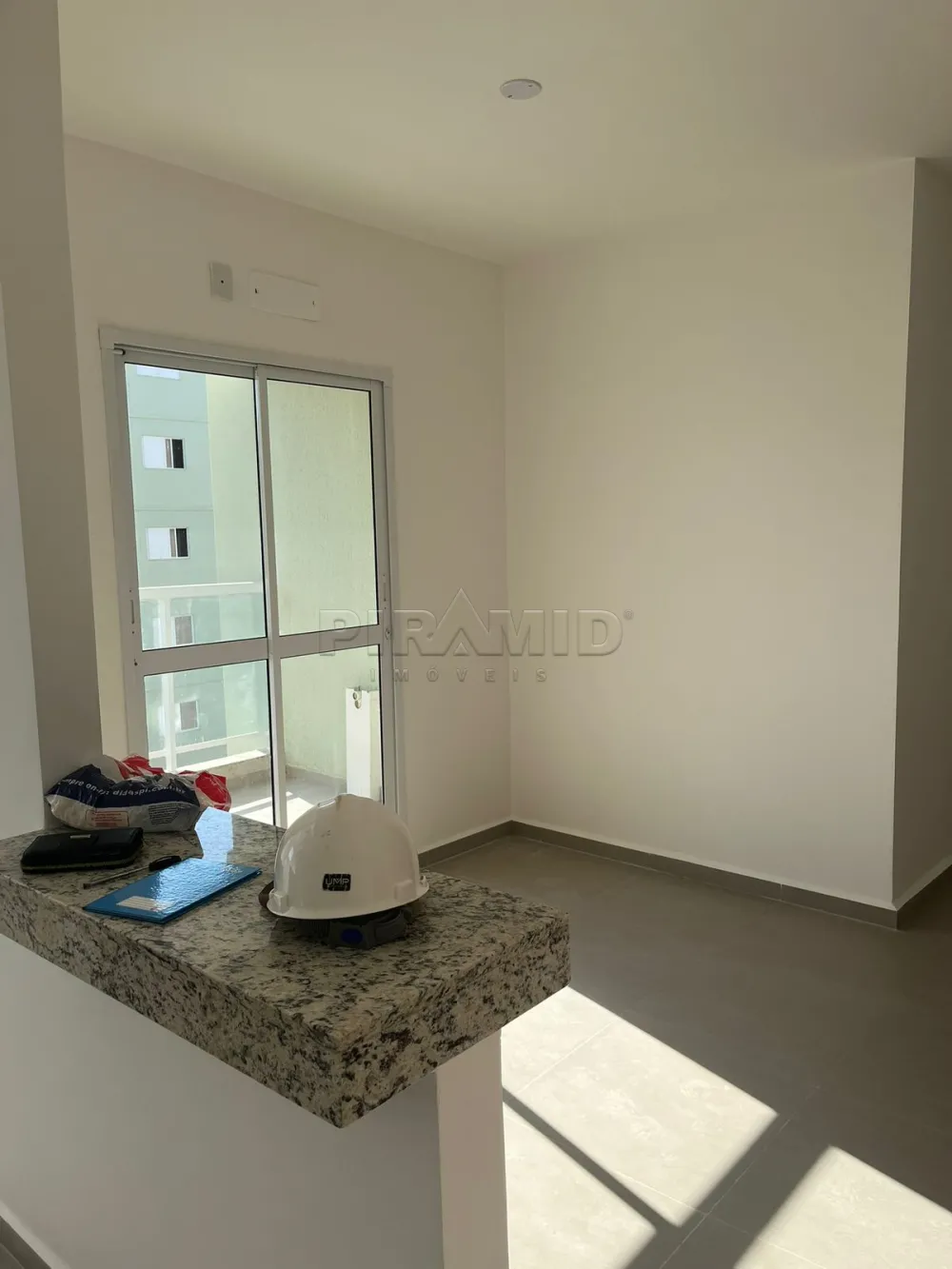 Alugar Apartamento / Padr&atilde;o em Ribeir&atilde;o Preto R$ 1.200,00 - Foto 3