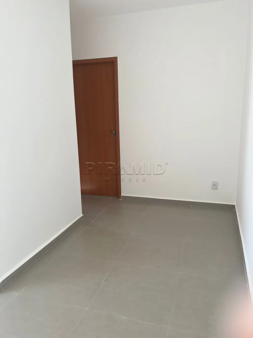 Alugar Apartamento / Padr&atilde;o em Ribeir&atilde;o Preto R$ 1.200,00 - Foto 12