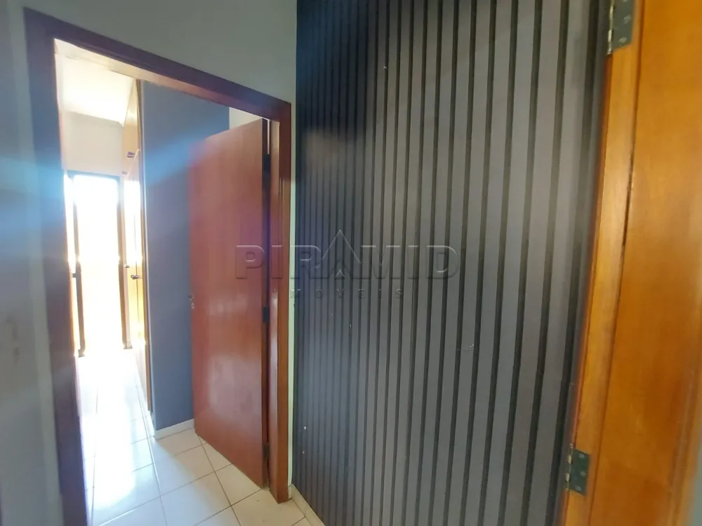 Alugar Apartamento / Padr&atilde;o em Ribeir&atilde;o Preto R$ 1.500,00 - Foto 12