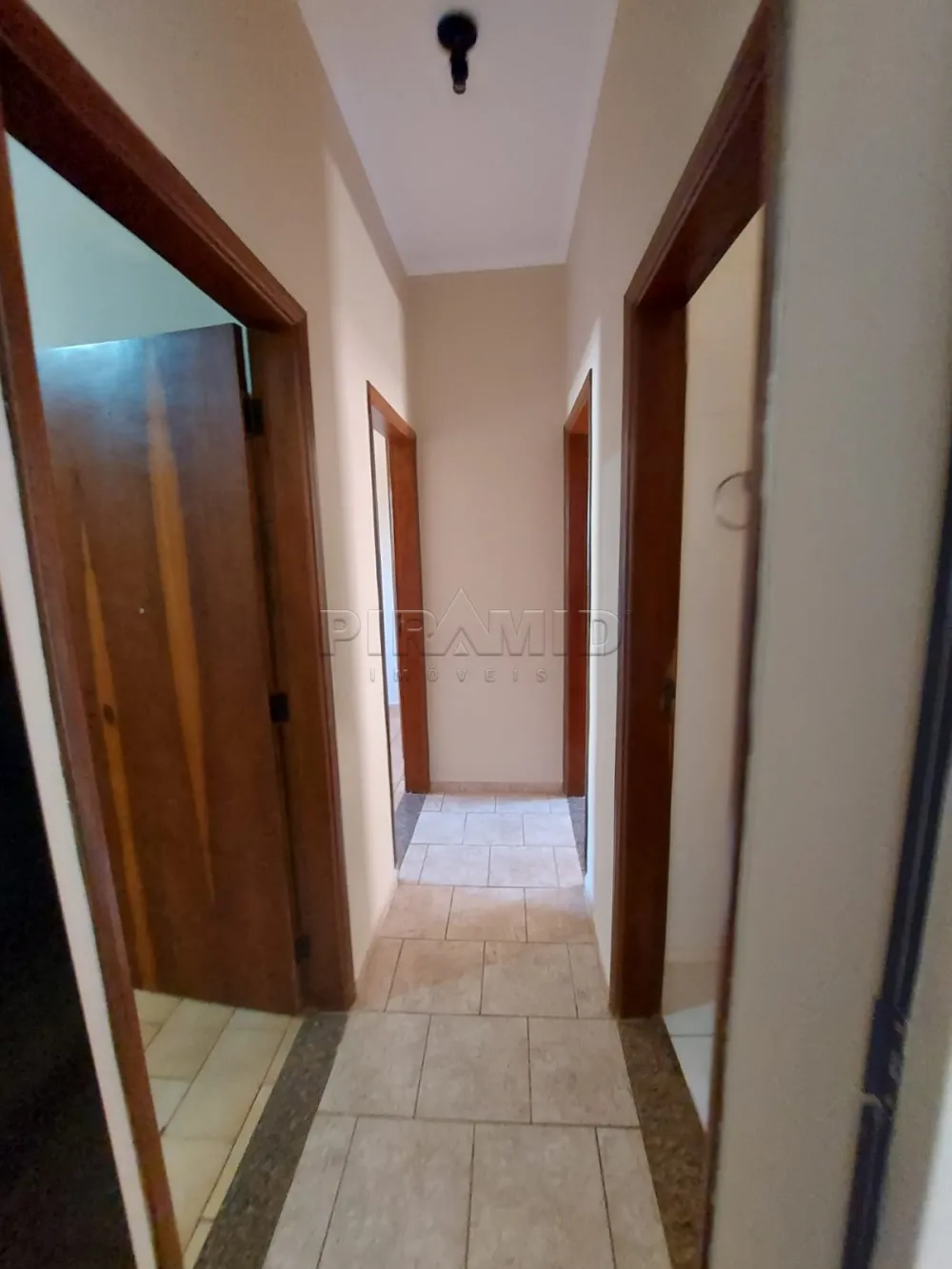 Alugar Apartamento / Padr&atilde;o em Ribeir&atilde;o Preto R$ 1.750,00 - Foto 8