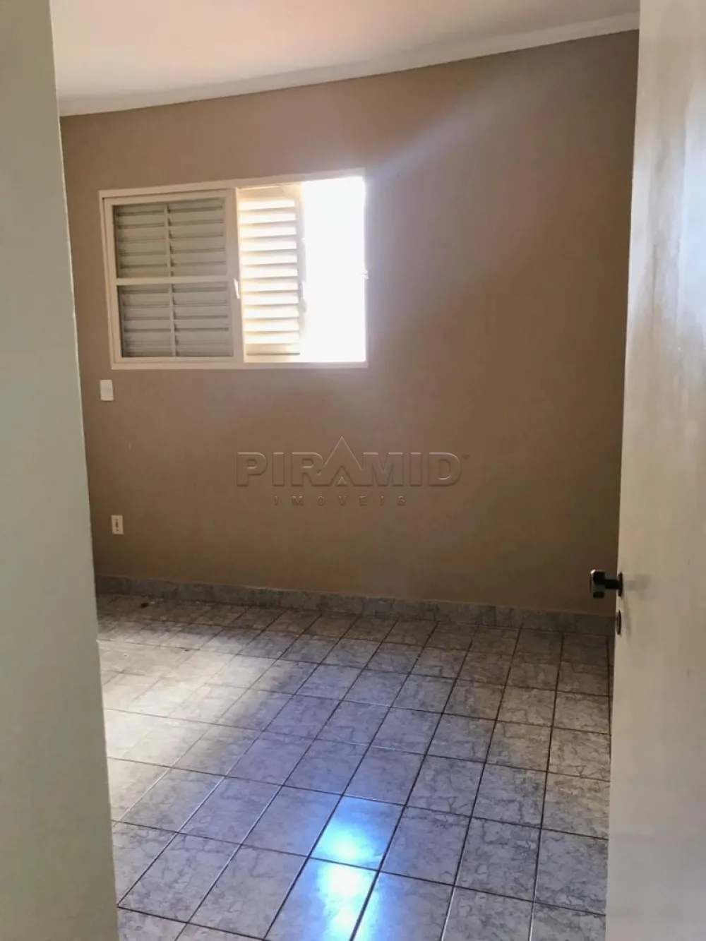 Comprar Casa / Padr&atilde;o em Ribeir&atilde;o Preto R$ 535.000,00 - Foto 5