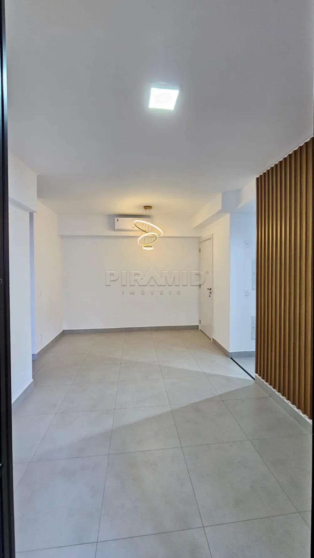 Alugar Apartamento / Padr&atilde;o em Ribeir&atilde;o Preto R$ 4.300,00 - Foto 2