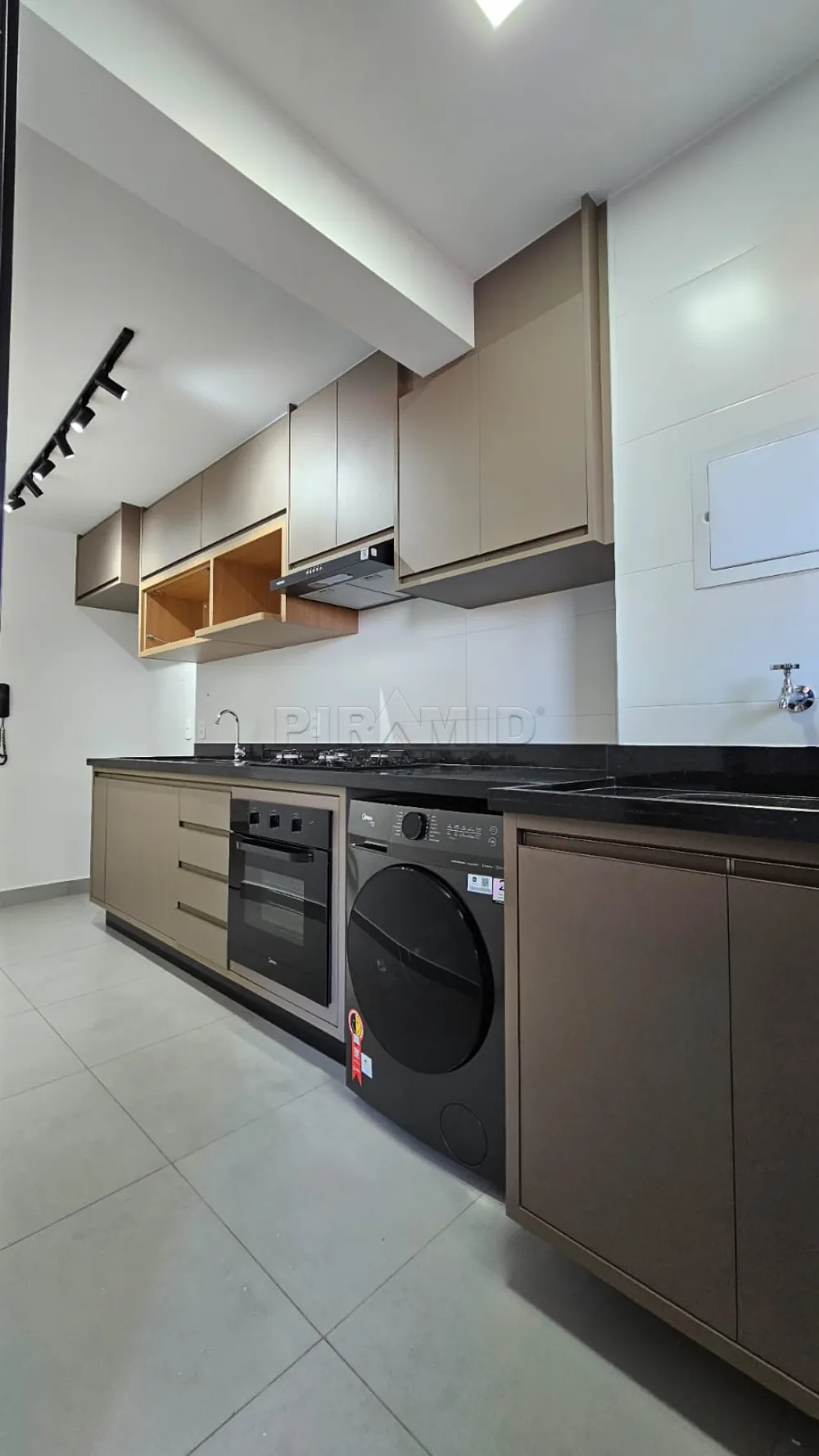 Alugar Apartamento / Padr&atilde;o em Ribeir&atilde;o Preto R$ 4.300,00 - Foto 7