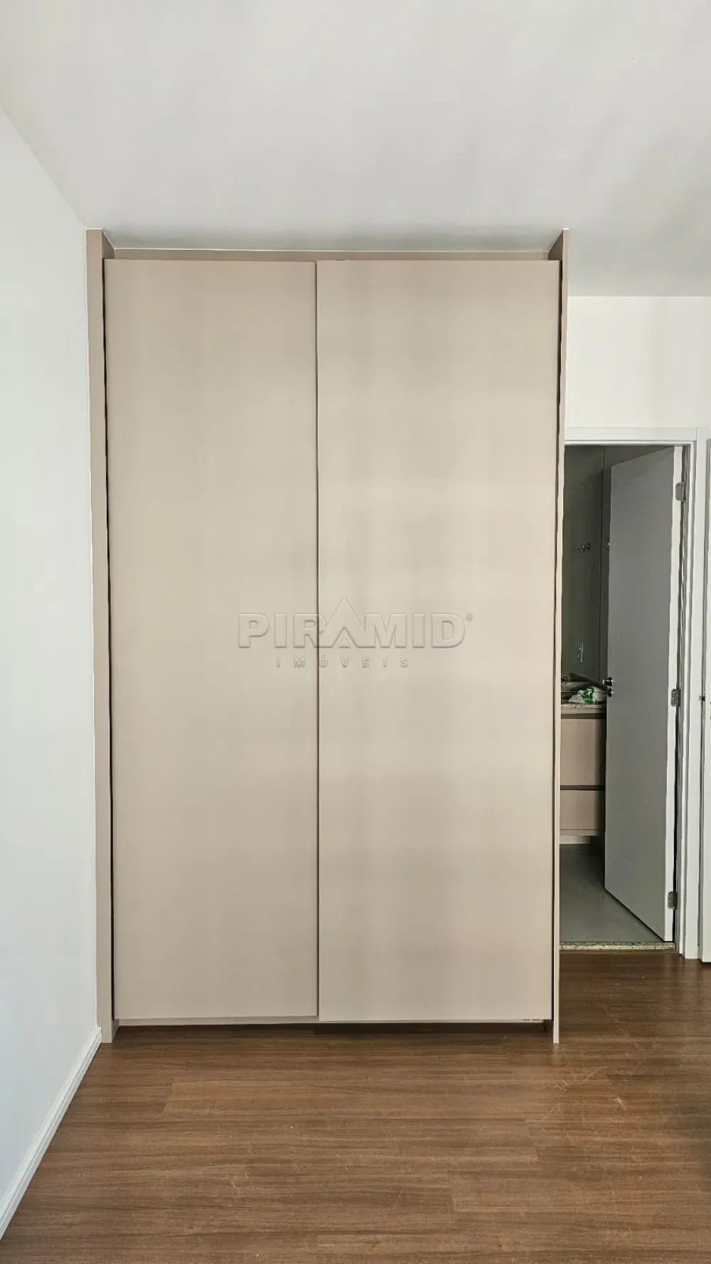 Alugar Apartamento / Padr&atilde;o em Ribeir&atilde;o Preto R$ 4.300,00 - Foto 10