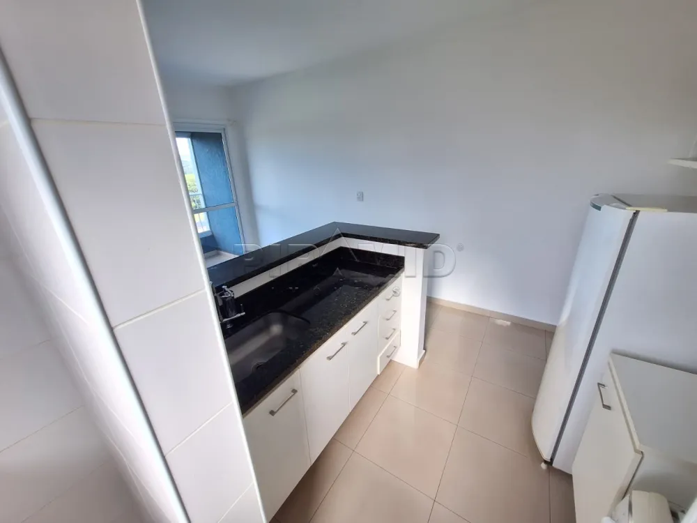 Alugar Apartamento / Padr&atilde;o em Ribeir&atilde;o Preto R$ 1.750,00 - Foto 14