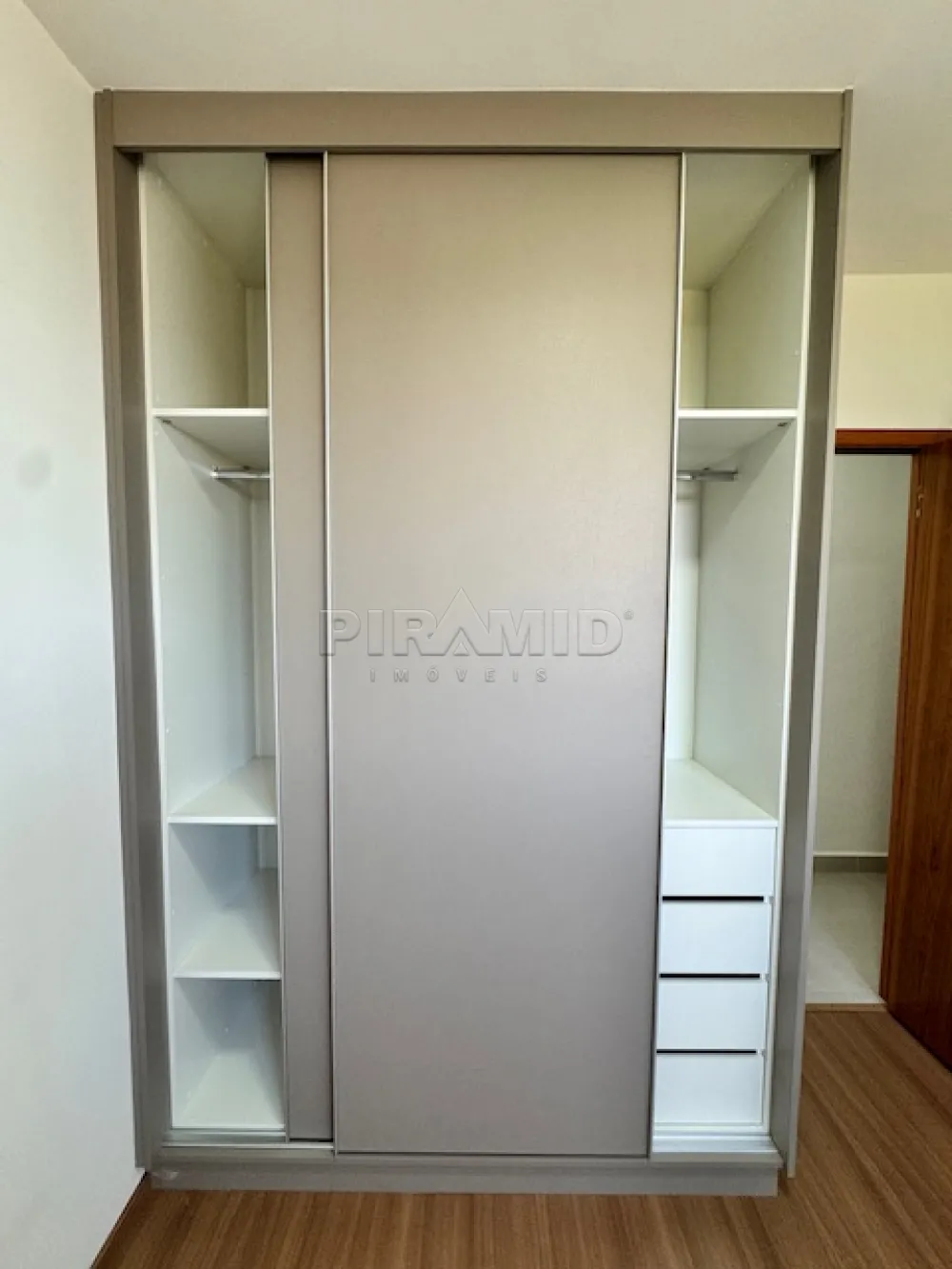 Alugar Apartamento / Padr&atilde;o em Ribeir&atilde;o Preto R$ 1.900,00 - Foto 11