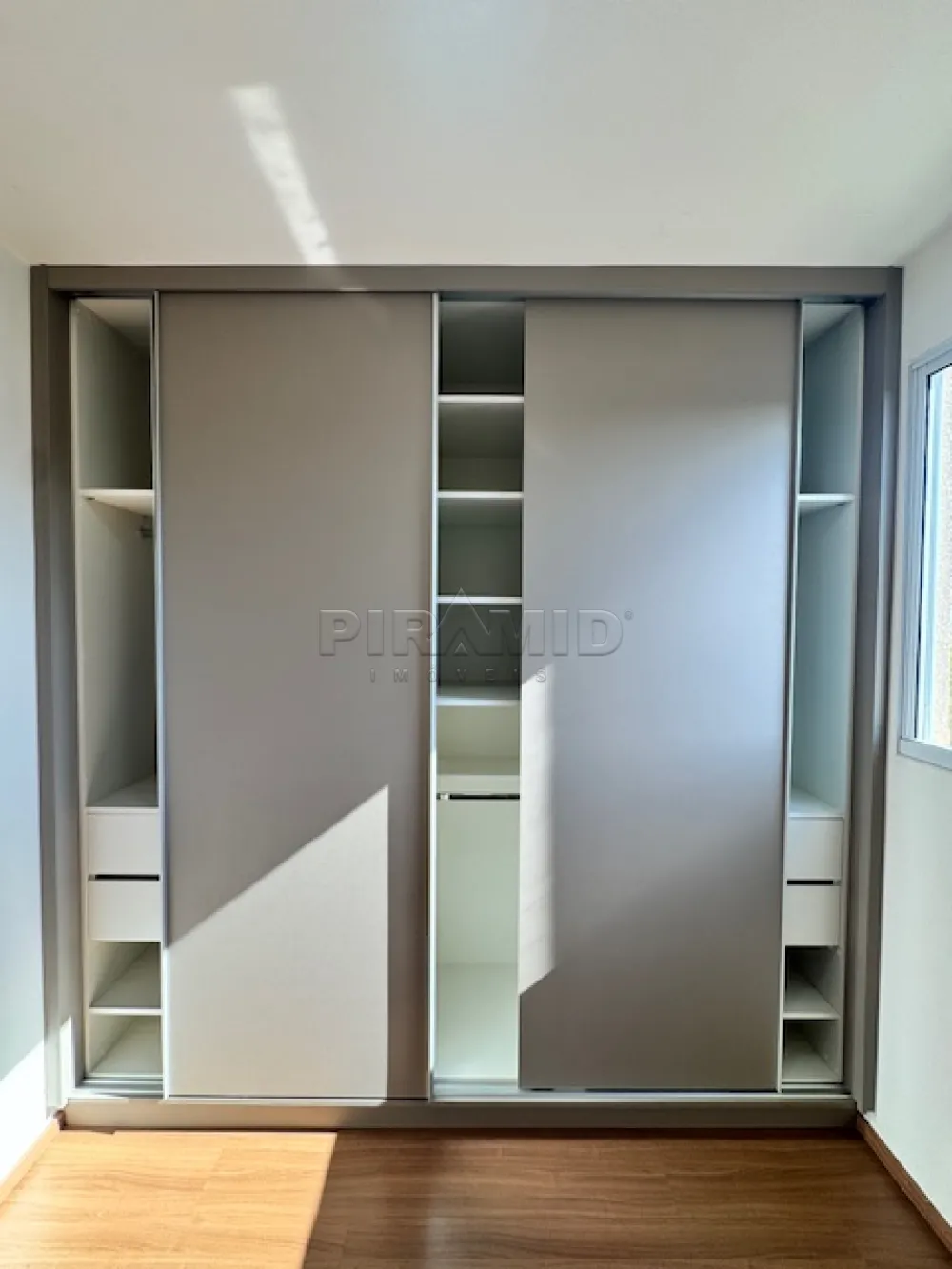 Alugar Apartamento / Padr&atilde;o em Ribeir&atilde;o Preto R$ 2.000,00 - Foto 14